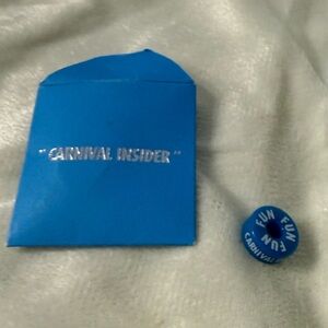 NEW "CARNIVAL INSIDER"  LIGHT BLUE EFFY "FUN" BARREL PENDANT